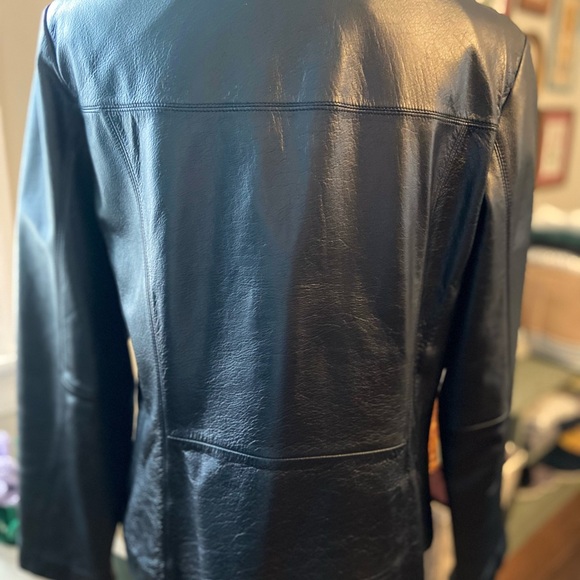 Black genuine leather blazer style button front jacket - Picture 5 of 9